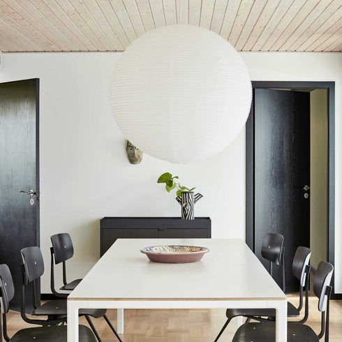 T12 Table / Laminate